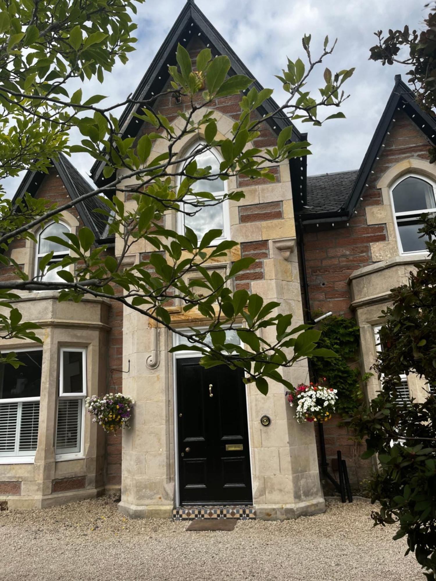 Beinn Mhor Lodge, 63 Culduthel Road อินเวอร์เนส ภายนอก รูปภาพ